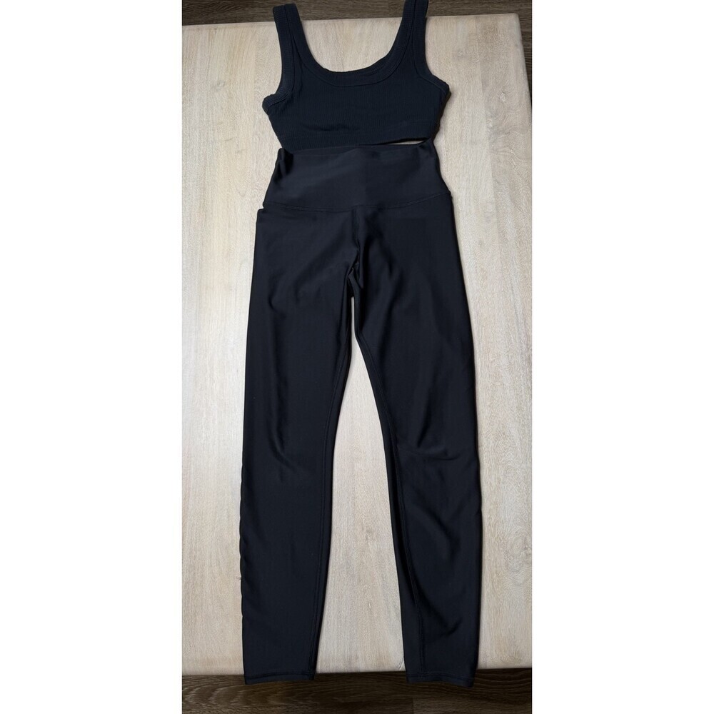 Alo Yoga SET Airlift 7/8 Length Leggings AND Wellness Ribbed Bra in Black XS